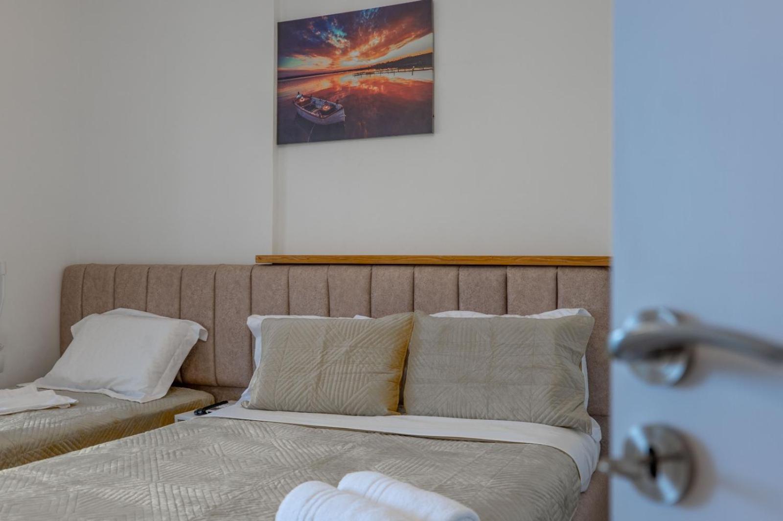 Esel Apartments Sarandë 외부 사진