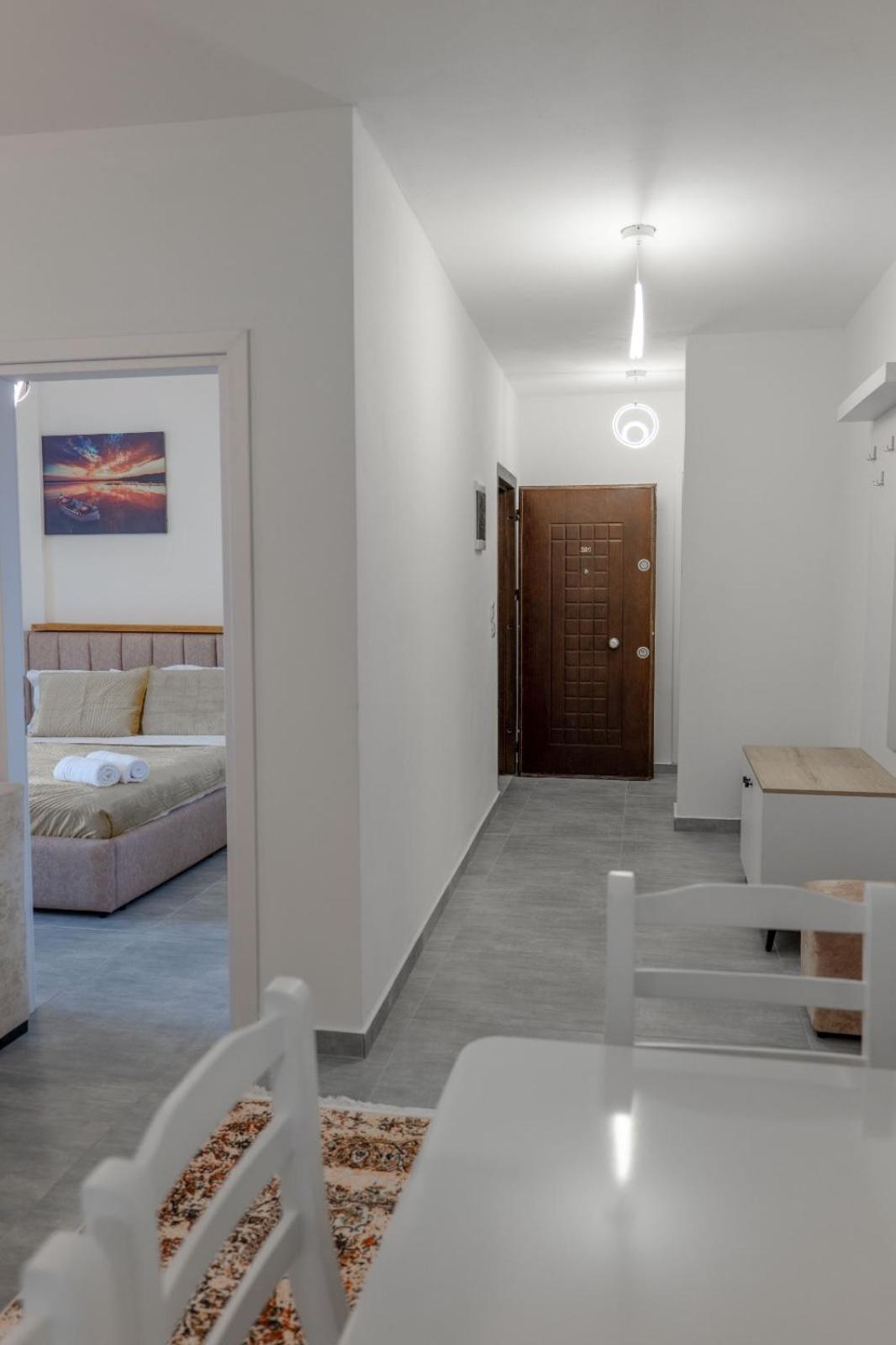 Esel Apartments Sarandë 외부 사진